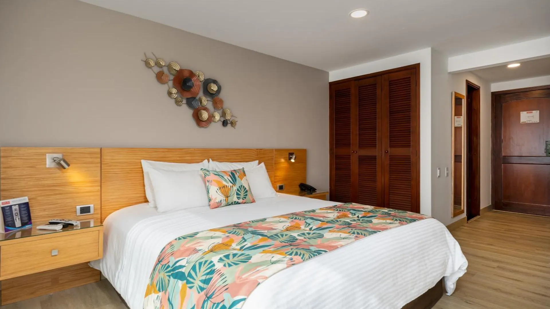Leblon Suites Hotel Medellin