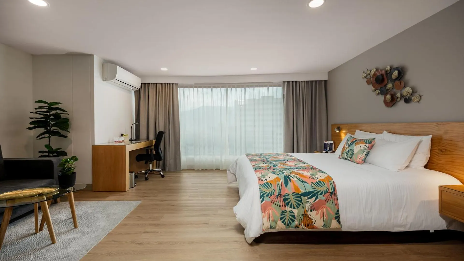 Leblon Suites Hotel Medellin
