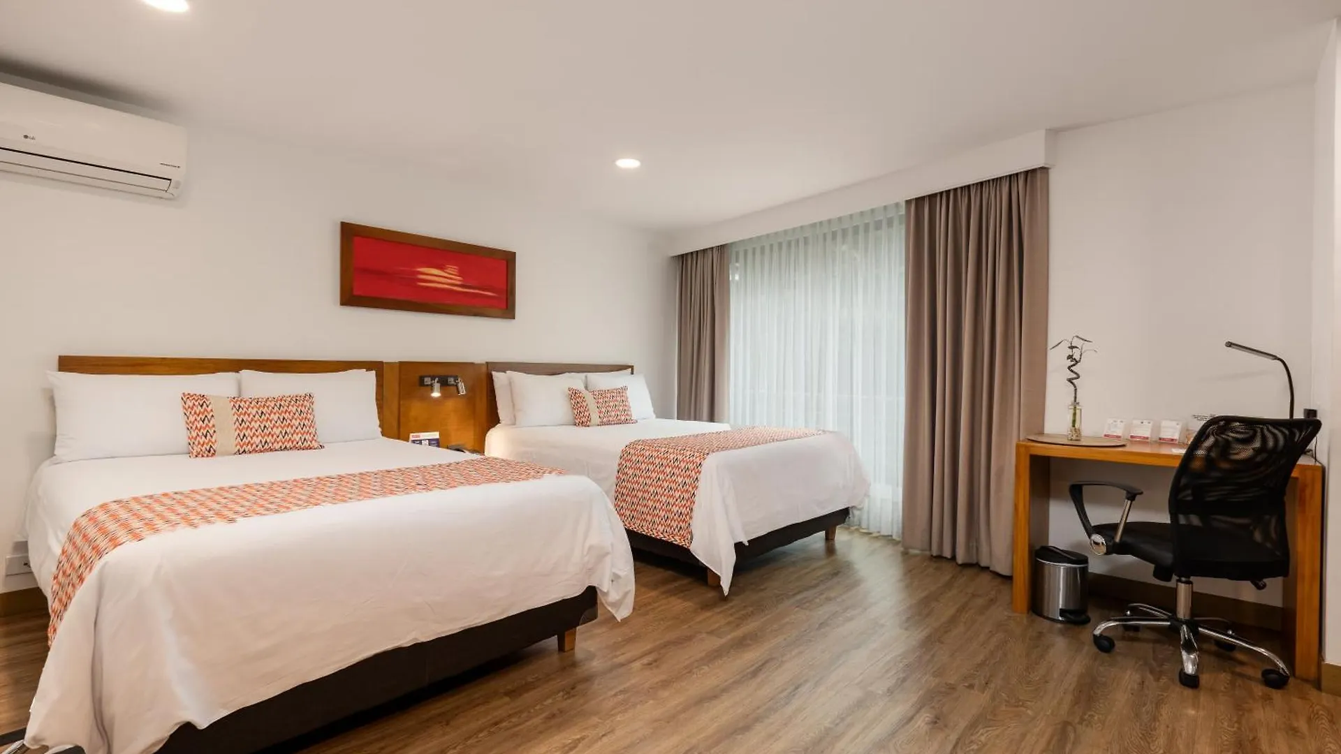 Leblon Suites Hotel Medellin 4*,  Colombia