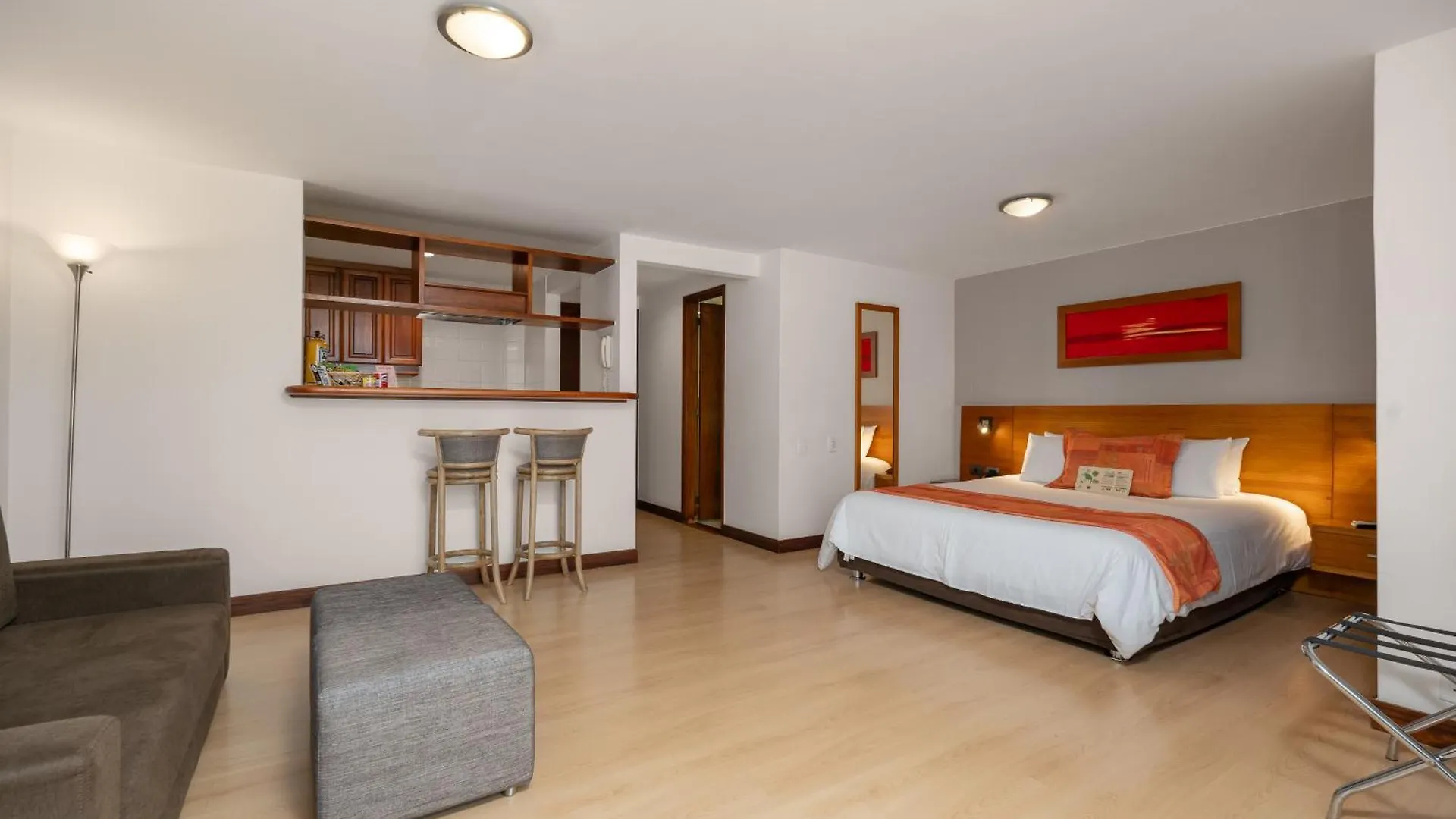 Leblon Suites Hotel Medellin