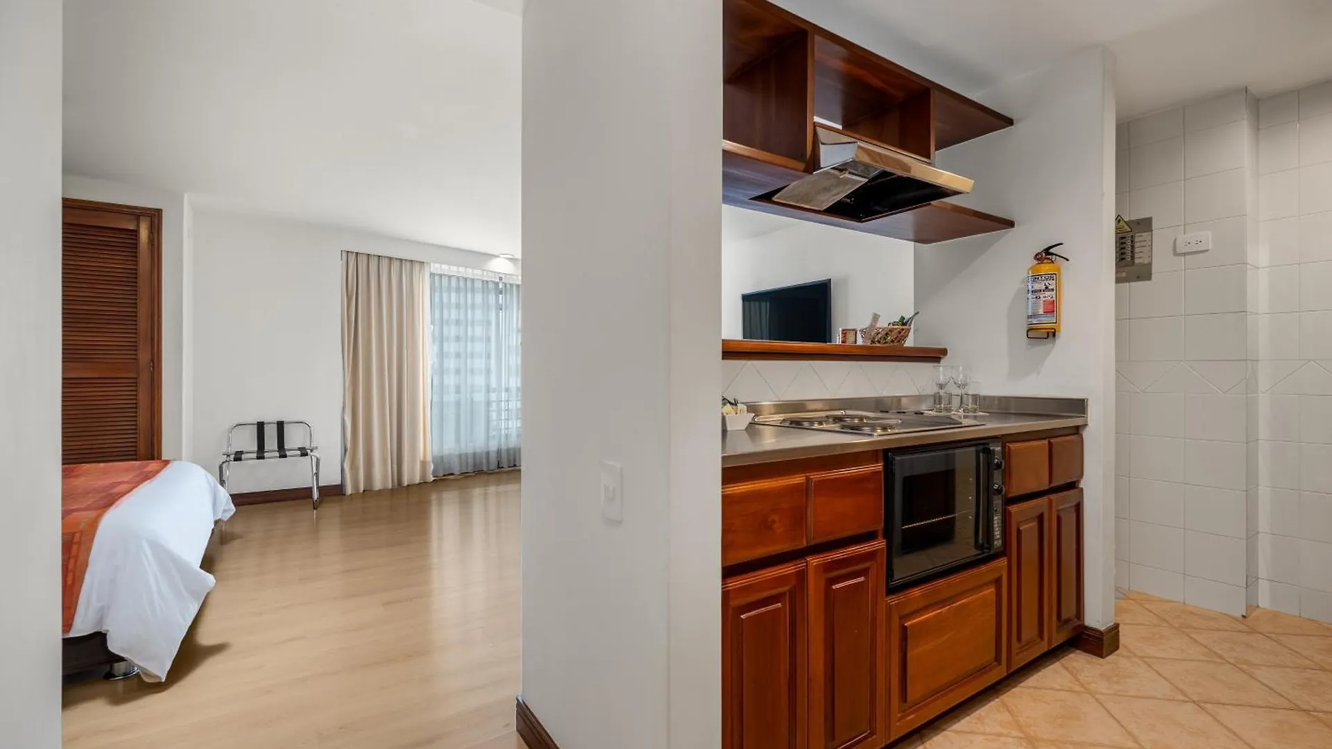 Leblon Suites Hotel Medellin