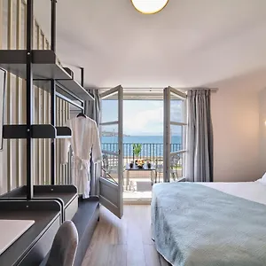 porta-squero-premium-suites.rethymnohotels.net/