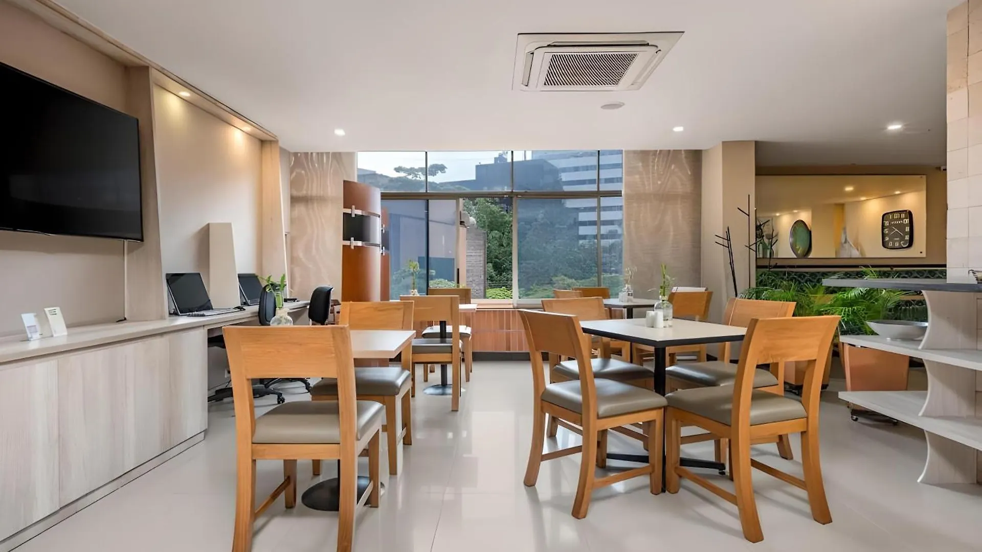 Leblon Suites Hotel Medellín