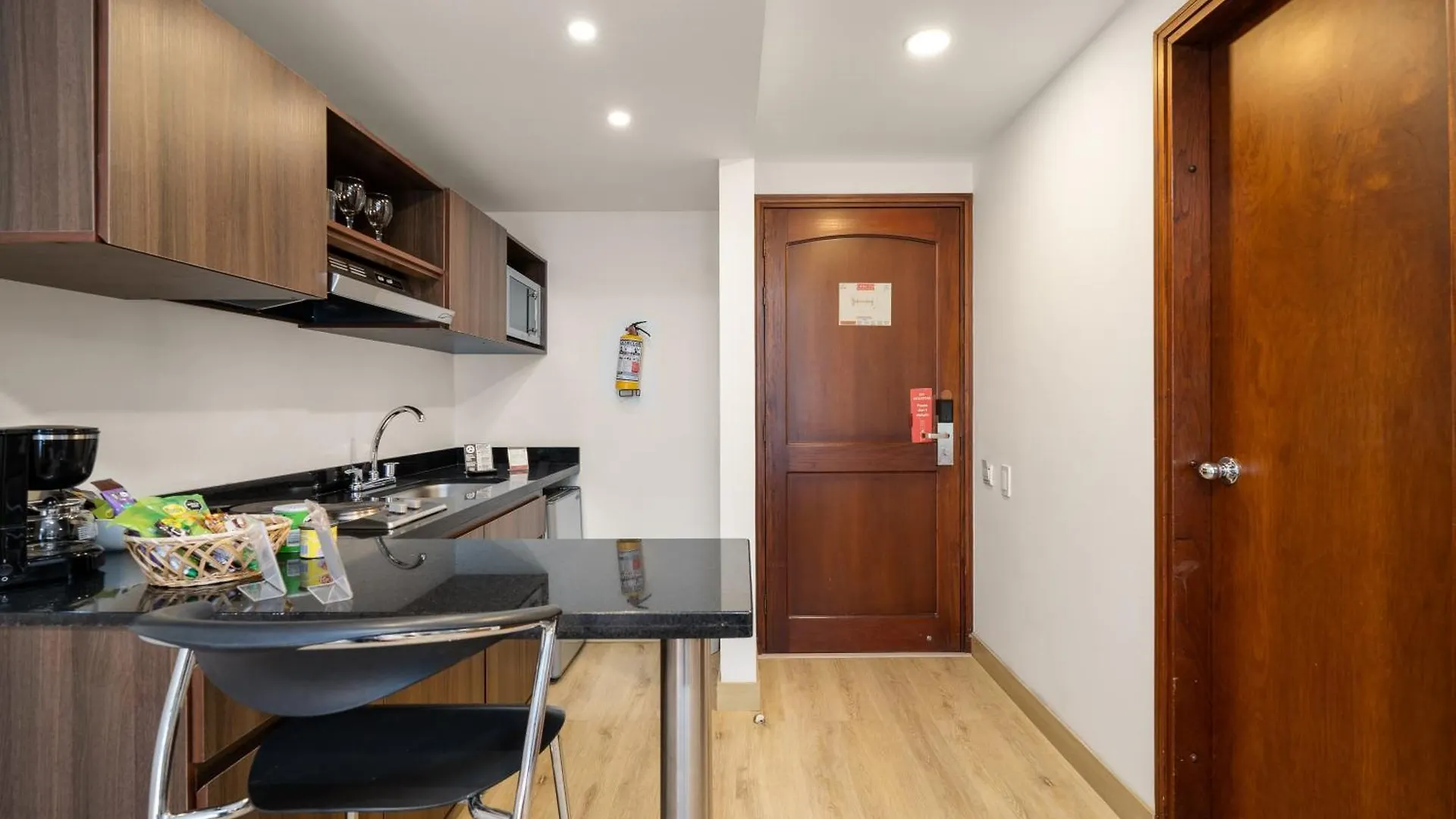Leblon Suites Hotel Medellín