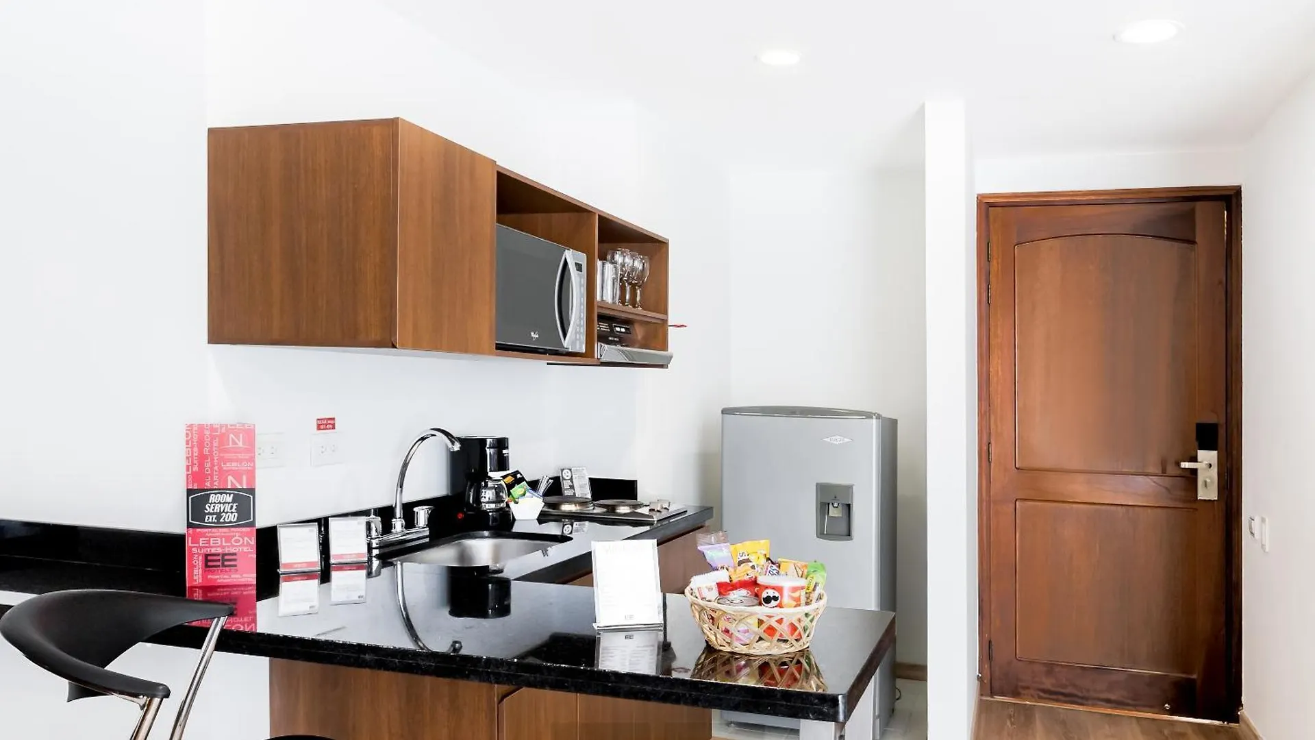 Leblon Suites Hotel Medellín 4*,