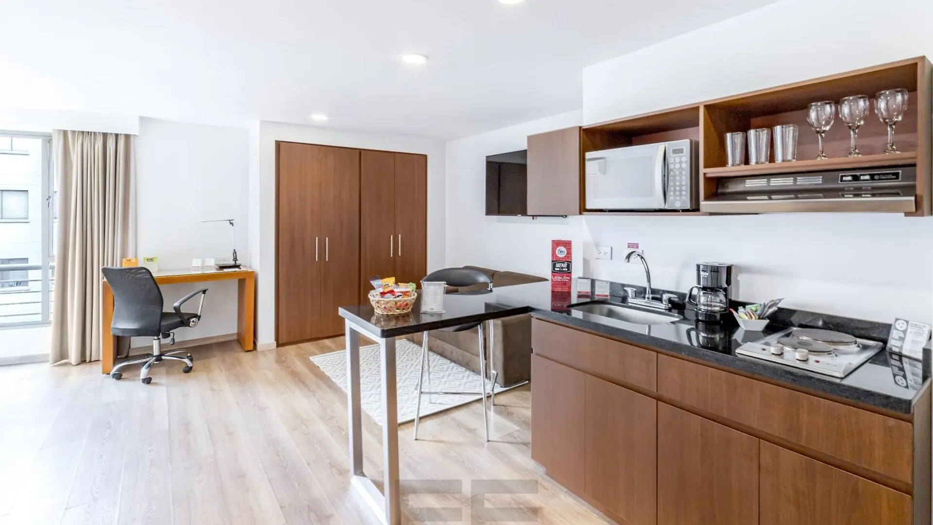 Leblon Suites Hotel Medellín